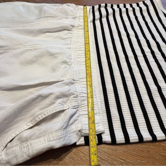 GAP white linen Relaxed Fit Pants - Picture 9 of 14